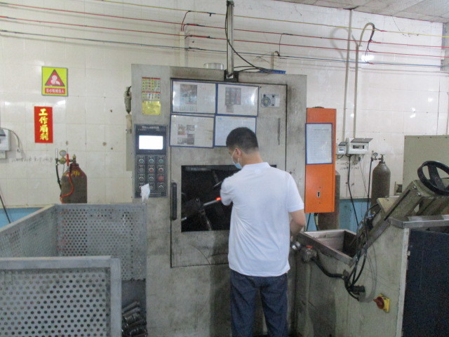 Guangzhou Tech master auto parts co.ltd fabrika üretim hattı