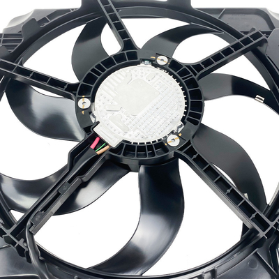 68143894AB Radyatör Soğutma Ventilatörü Motor Soğutma Ventilatörleri Montajı ISO TS15949 Optimal Soğutma Verimliliği için Sertifikalı