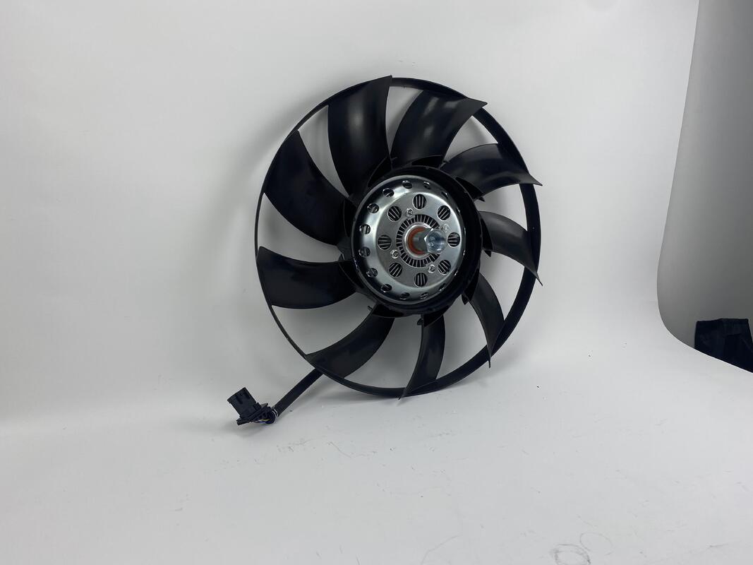 Land Rover Range Rover Spor Hava Soğutma Ventilatörü LR025965G PGG500370